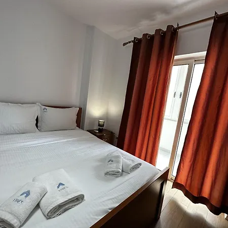Blloku's Urban 2br-retreat: Steps From Bars, Cafes, And Shopping Tirana