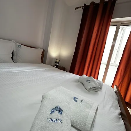 Blloku's Urban 2br-retreat: Steps From Bars, Cafes, And Shopping Tirana